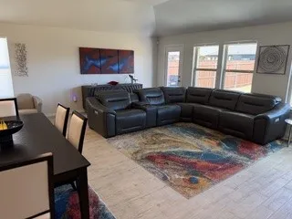 1909 Chippewa Drive Cleburne, TX 76033