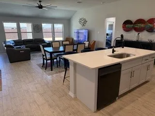 1909 Chippewa Drive Cleburne, TX 76033