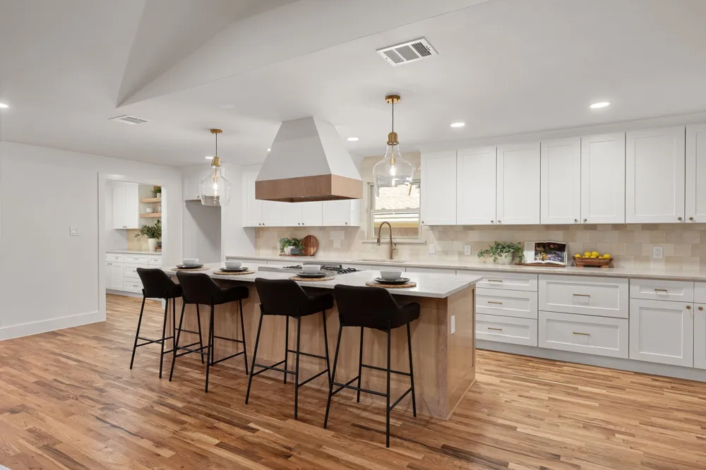 7441 Alto Caro Drive Dallas, TX 75248