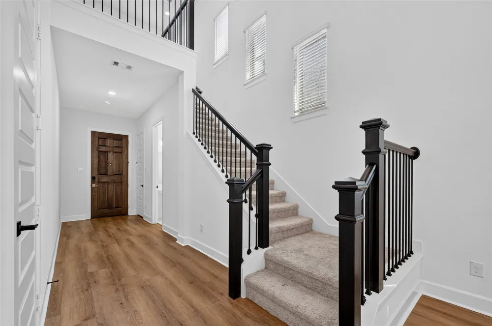 2552 Four Roses Drive Lewisville, TX 75056