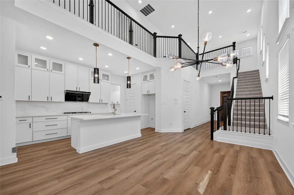 2552 Four Roses Drive Lewisville, TX 75056