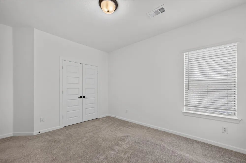 2552 Four Roses Drive Lewisville, TX 75056