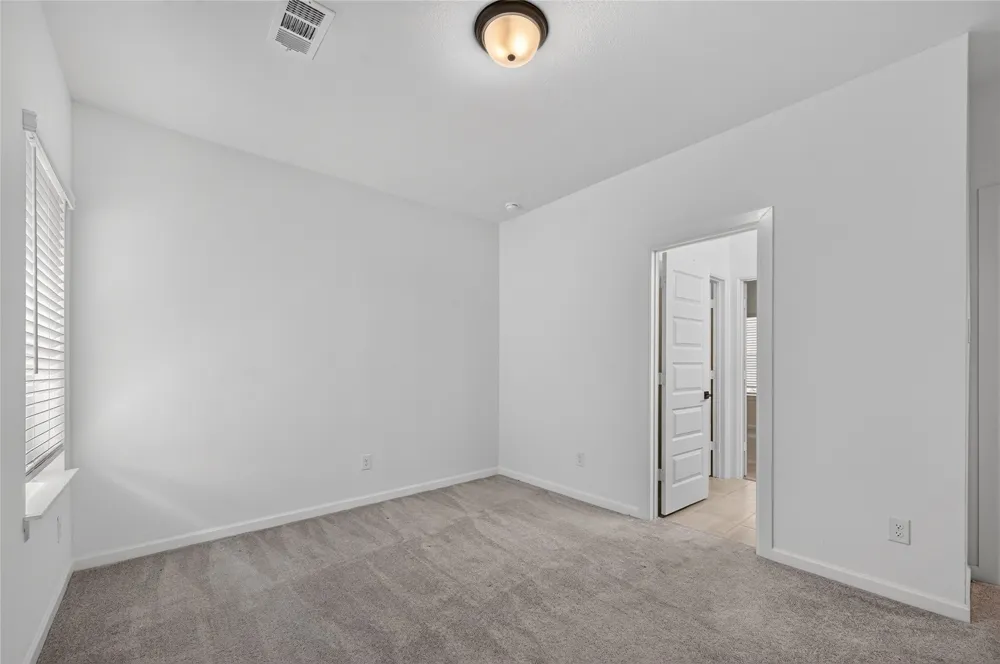 2552 Four Roses Drive Lewisville, TX 75056