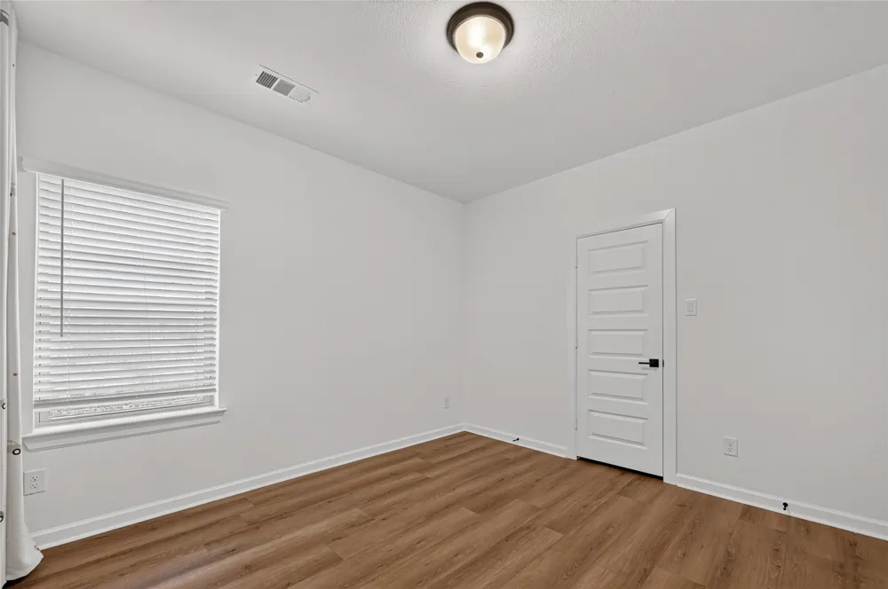 2552 Four Roses Drive Lewisville, TX 75056