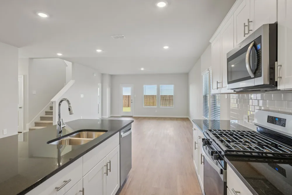 2104 Longchamp Lane Seagoville, TX 75159