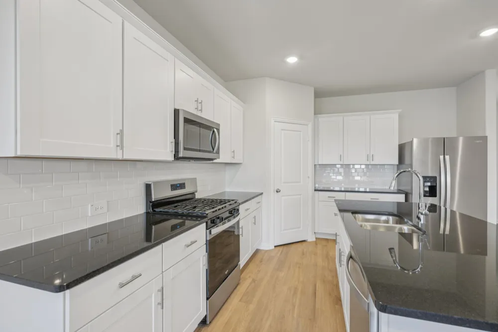 2104 Longchamp Lane Seagoville, TX 75159