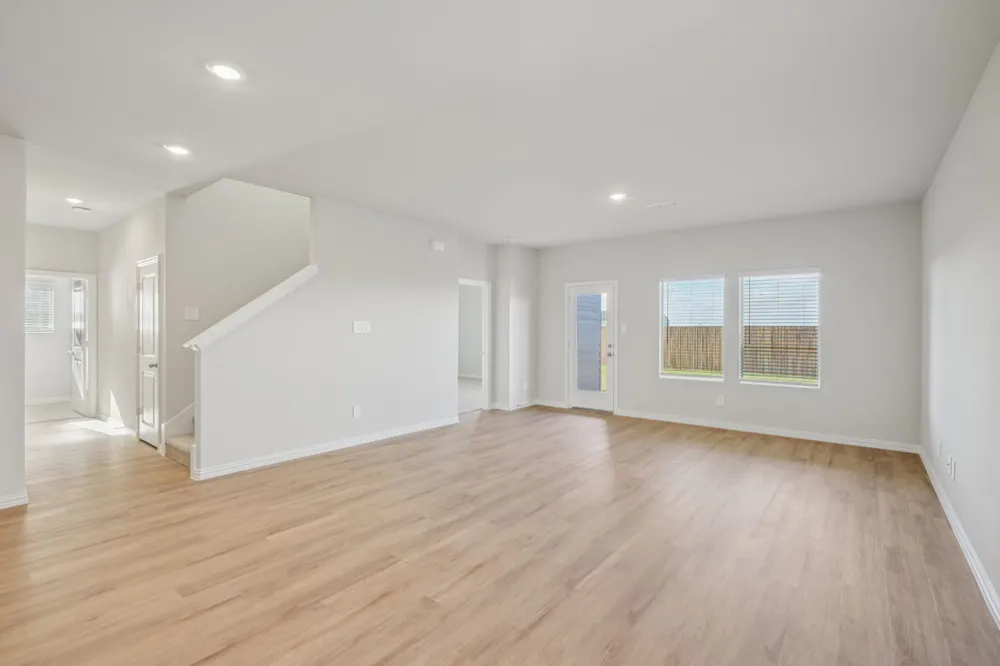 2104 Longchamp Lane Seagoville, TX 75159