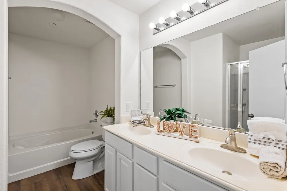 5315 Crimson Oaks Drive Frisco, TX 75035