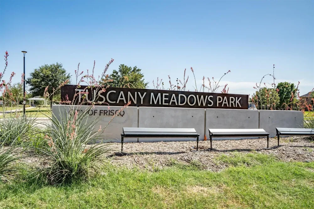 5315 Crimson Oaks Drive Frisco, TX 75035