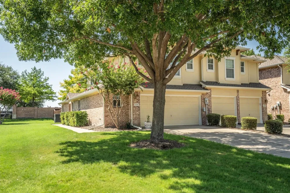 5315 Crimson Oaks Drive Frisco, TX 75035