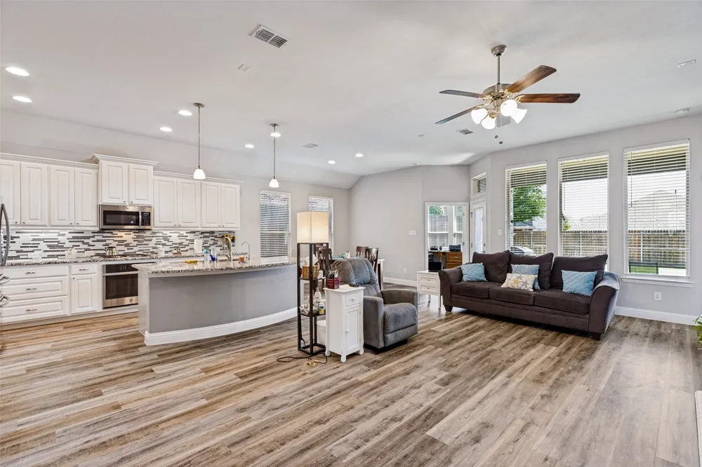 1004 Baynes Drive McKinney, TX 75071