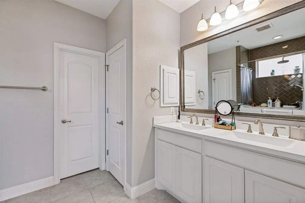 1004 Baynes Drive McKinney, TX 75071