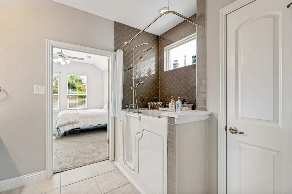 1004 Baynes Drive McKinney, TX 75071