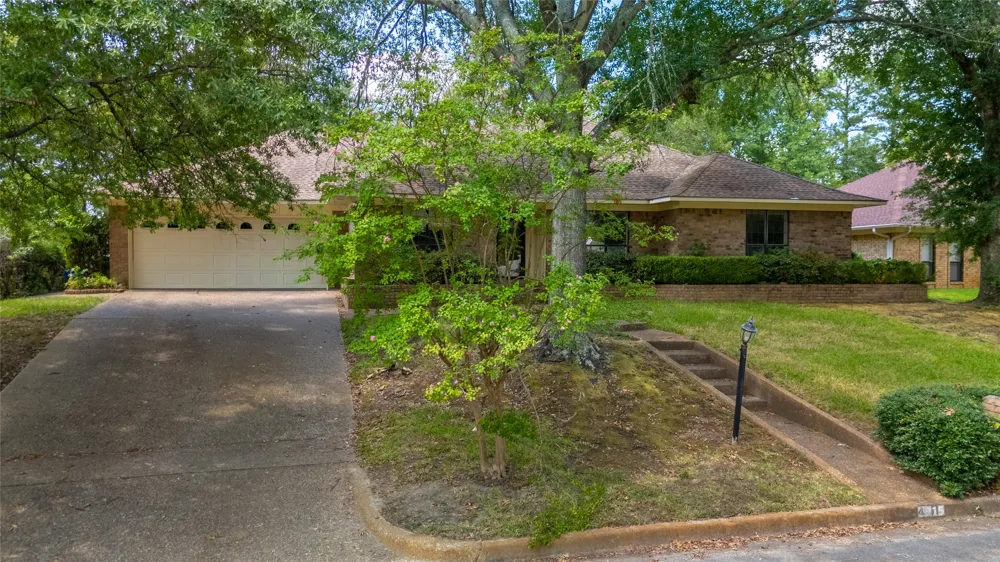 4915 Pine Knoll Street Tyler, TX 75703