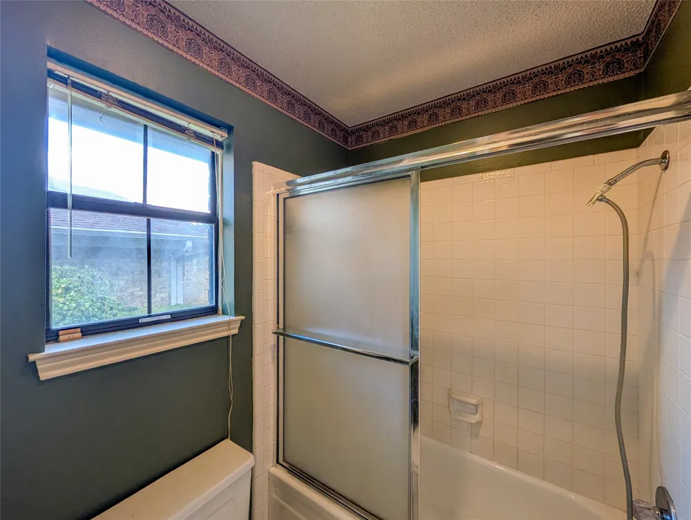 4915 Pine Knoll Street Tyler, TX 75703