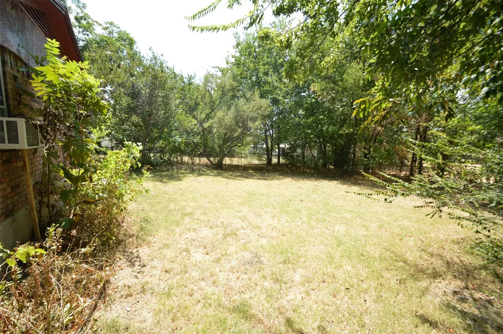 400 Bean Street Howe, TX 75459
