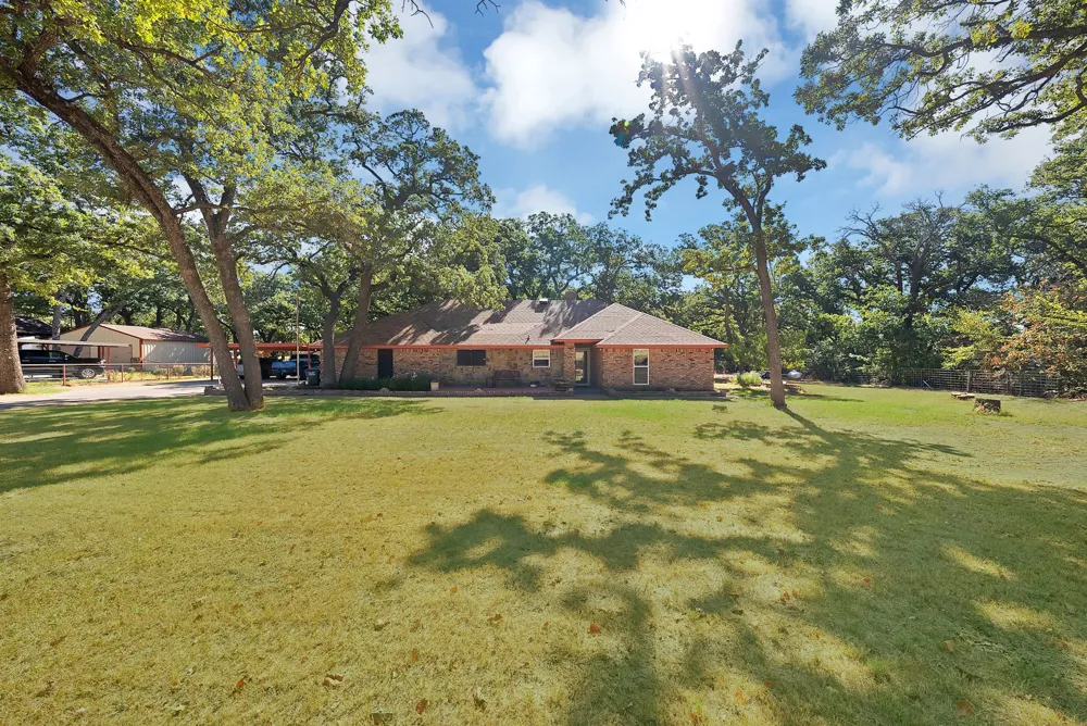 725 Greenwood Cut Off Road Weatherford, TX 76088