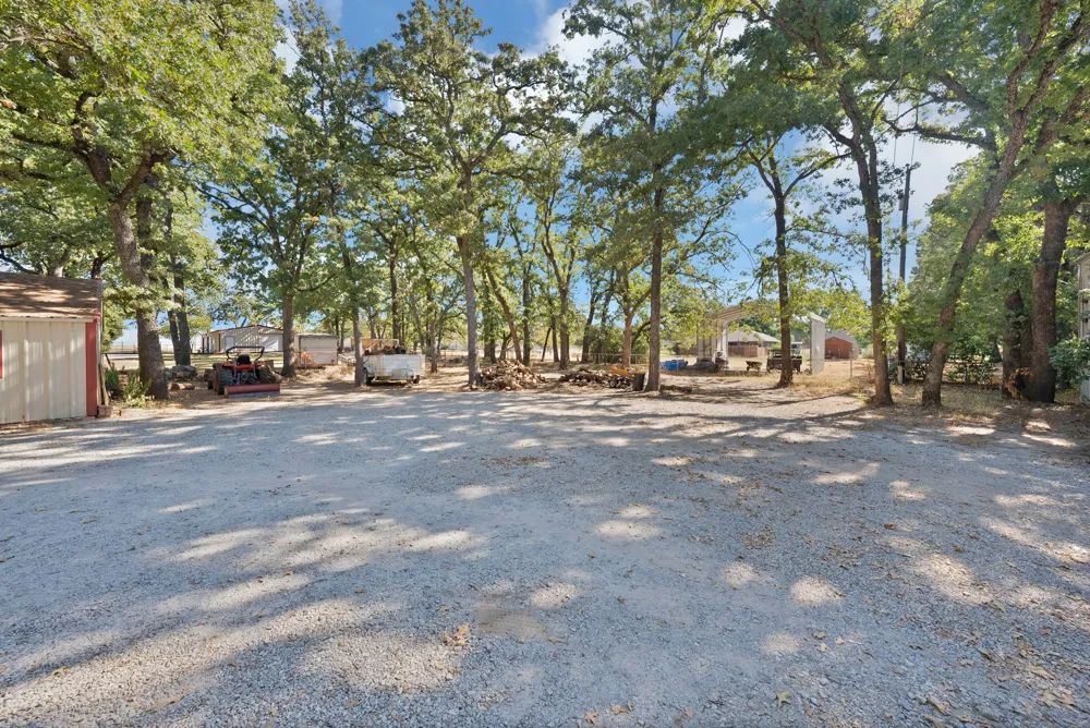 725 Greenwood Cut Off Road Weatherford, TX 76088