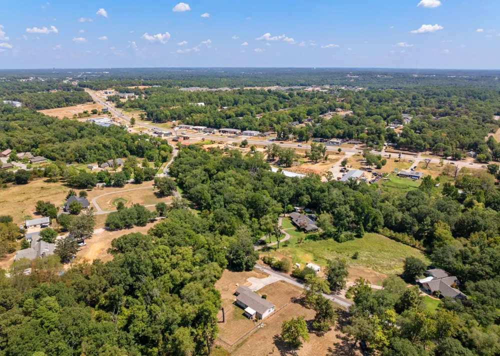 16202 County Road 165 Tyler, TX 75703