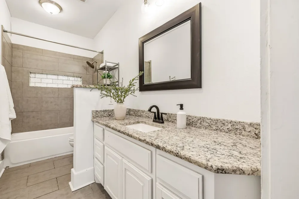 5736 Tremont Street Dallas, TX 75214