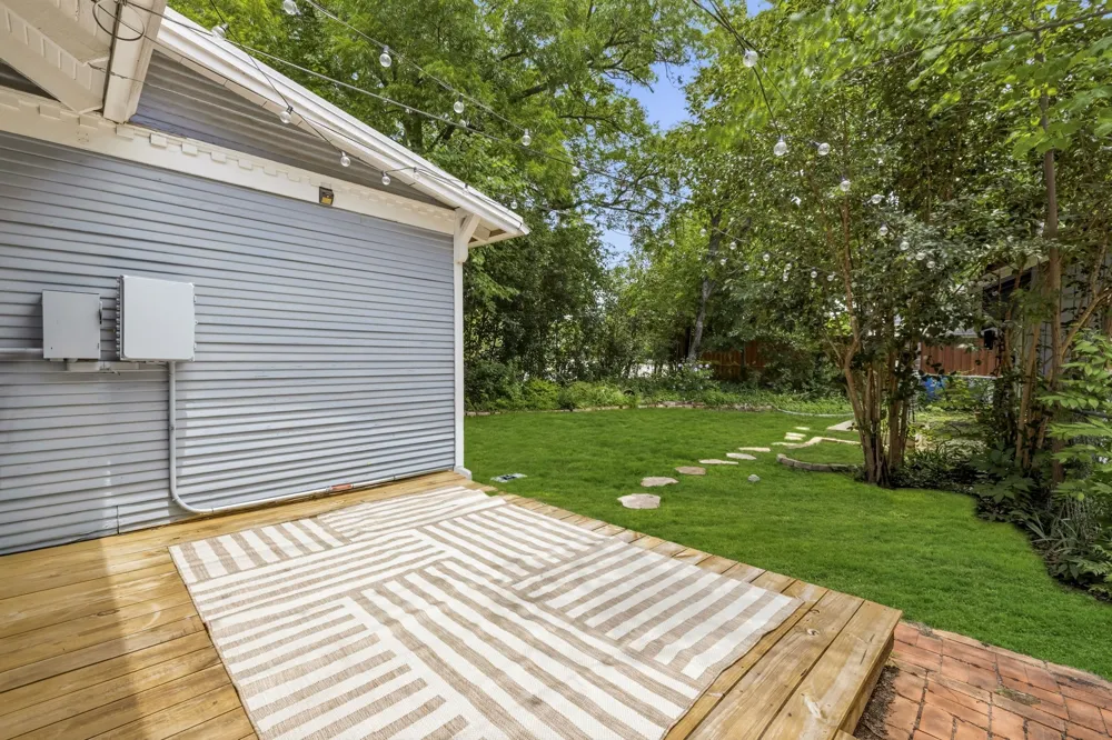 5736 Tremont Street Dallas, TX 75214