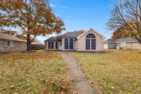 1308 London Drive