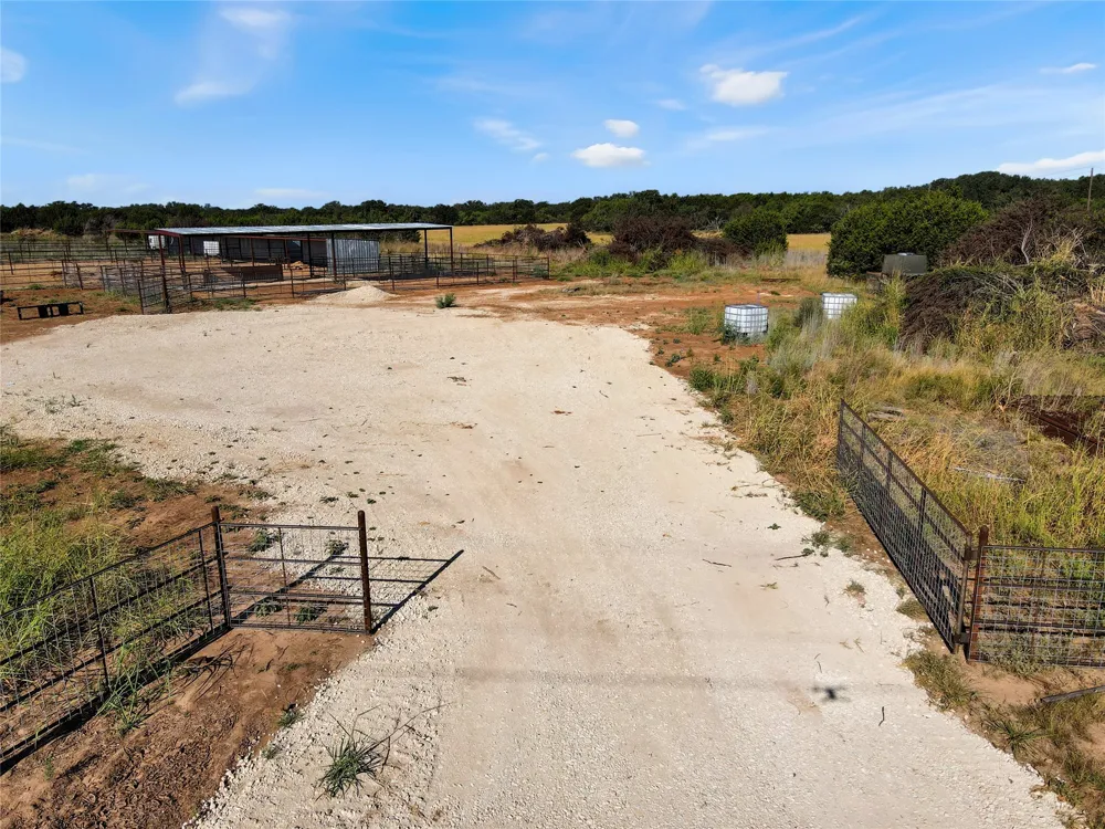 CR 409 Cross Plains, TX 76443