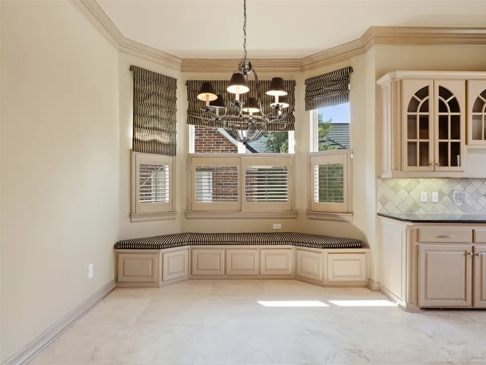 1700 Dowling Drive Irving, TX 75038