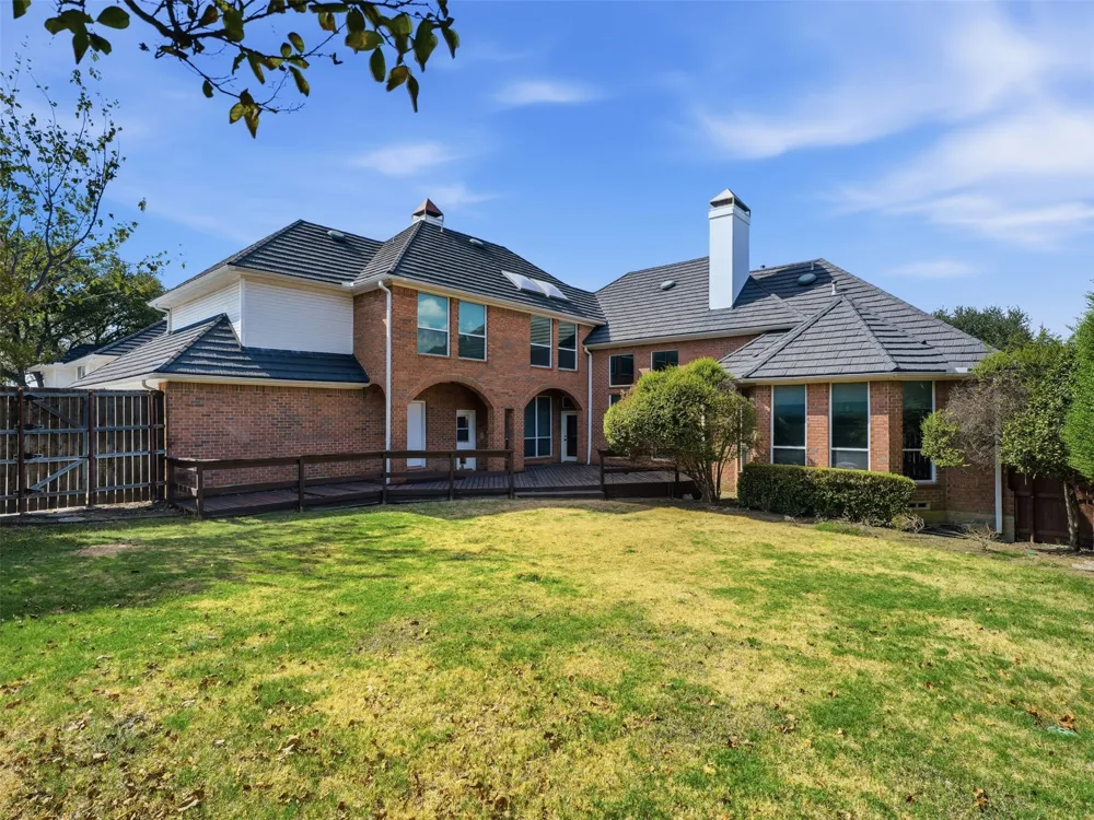 1700 Dowling Drive Irving, TX 75038