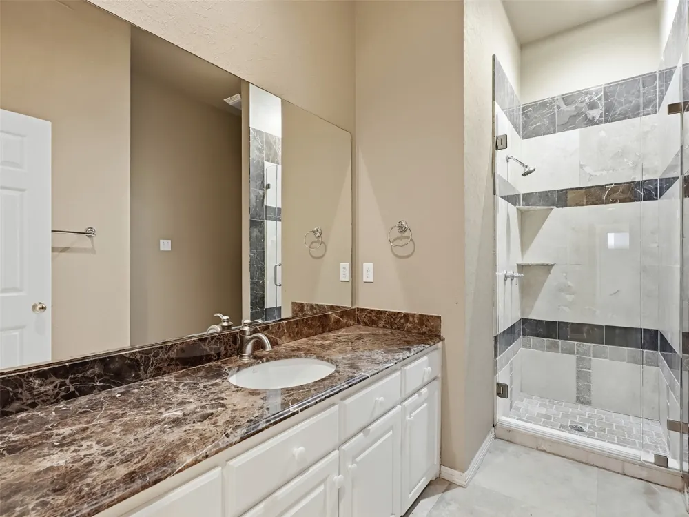 1700 Dowling Drive Irving, TX 75038