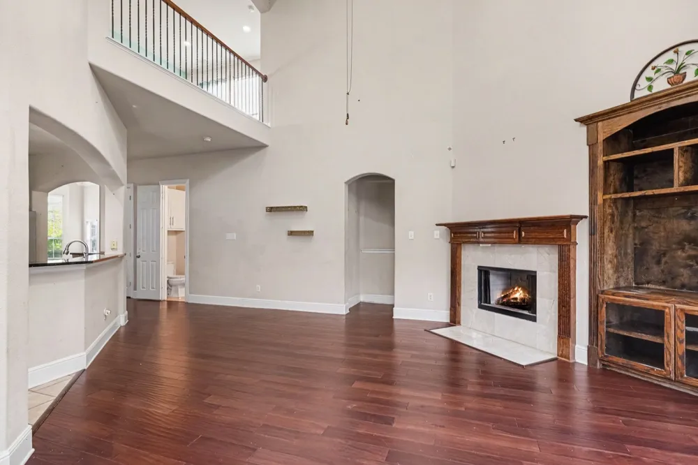 1344 Valley Vista Drive Irving, TX 75063