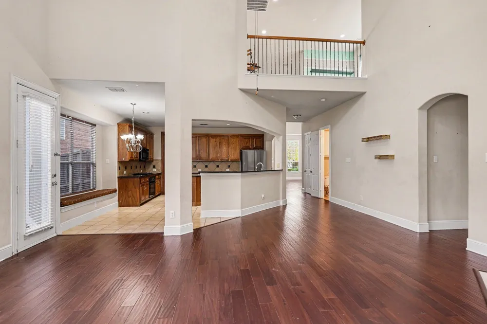 1344 Valley Vista Drive Irving, TX 75063