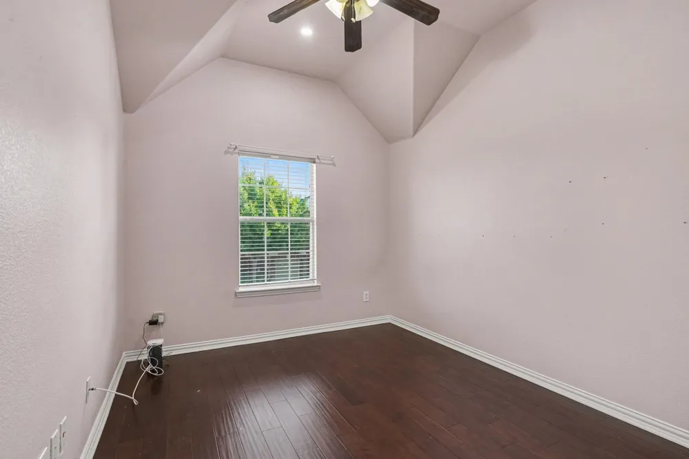 1344 Valley Vista Drive Irving, TX 75063