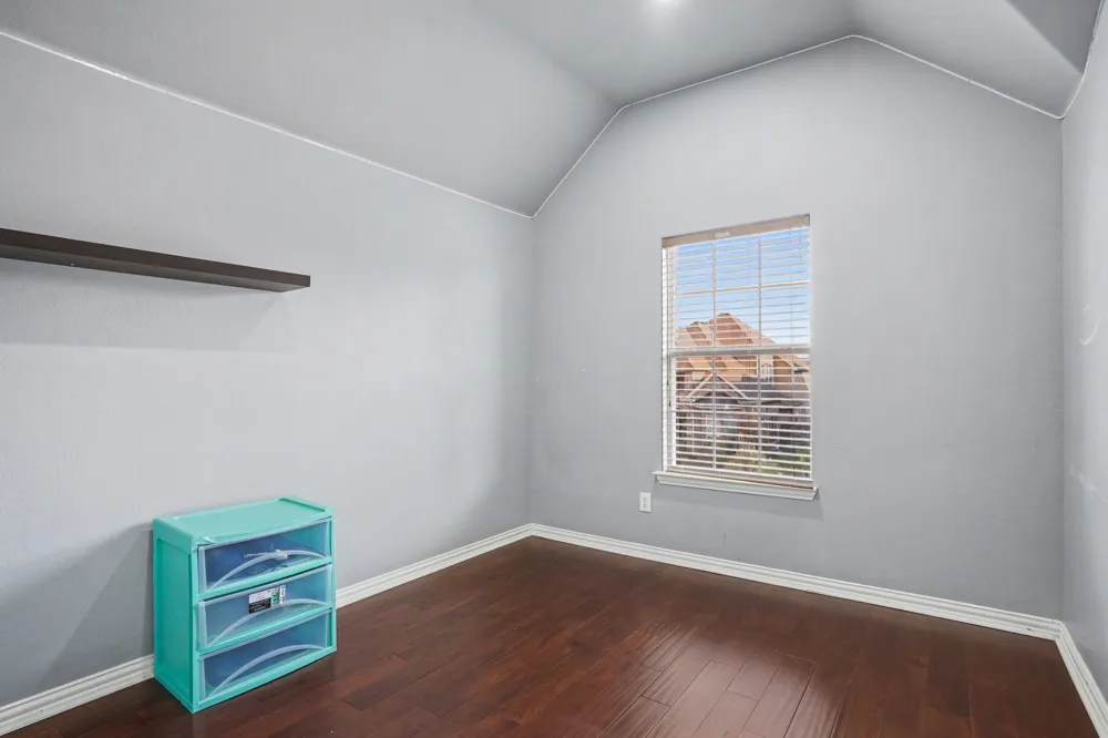 1344 Valley Vista Drive Irving, TX 75063