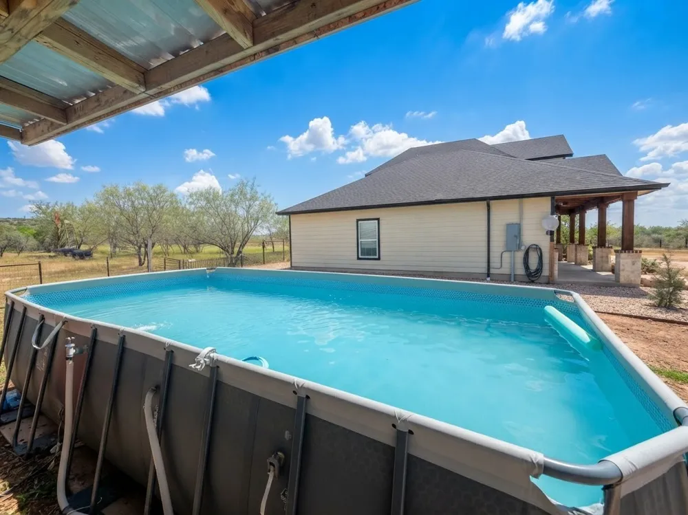 6049 County Road 1030 B Rice, TX 75155
