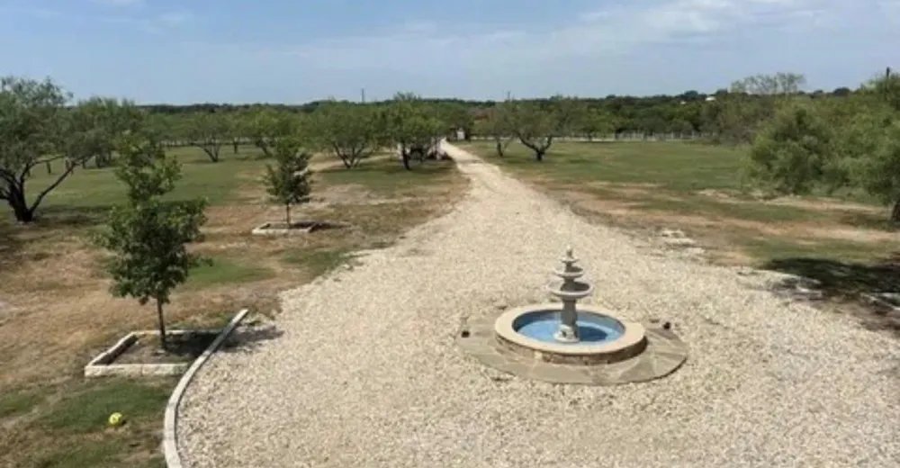 6049 County Road 1030 B Rice, TX 75155