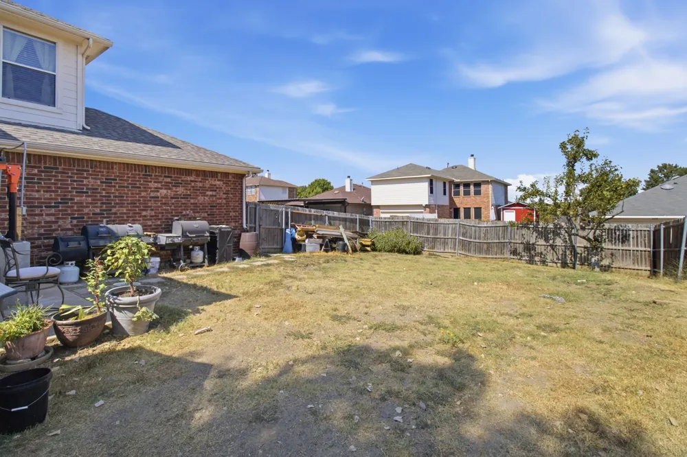 2427 Decoy Drive Mesquite, TX 75181