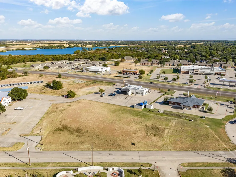 Ennis Parkway Avenue Ennis, TX 75119