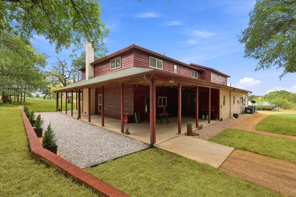 4025 Lake Oaks Circle Fort Worth, TX 76108