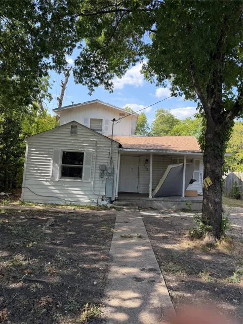 233 W Hammond Street