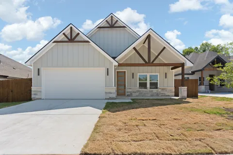 809 Tierney Road