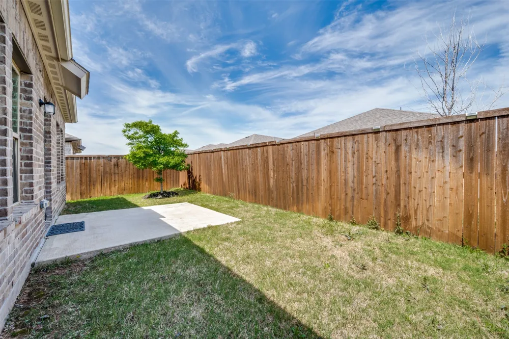 14149 Danesdale Drive Pilot Point, TX 76258