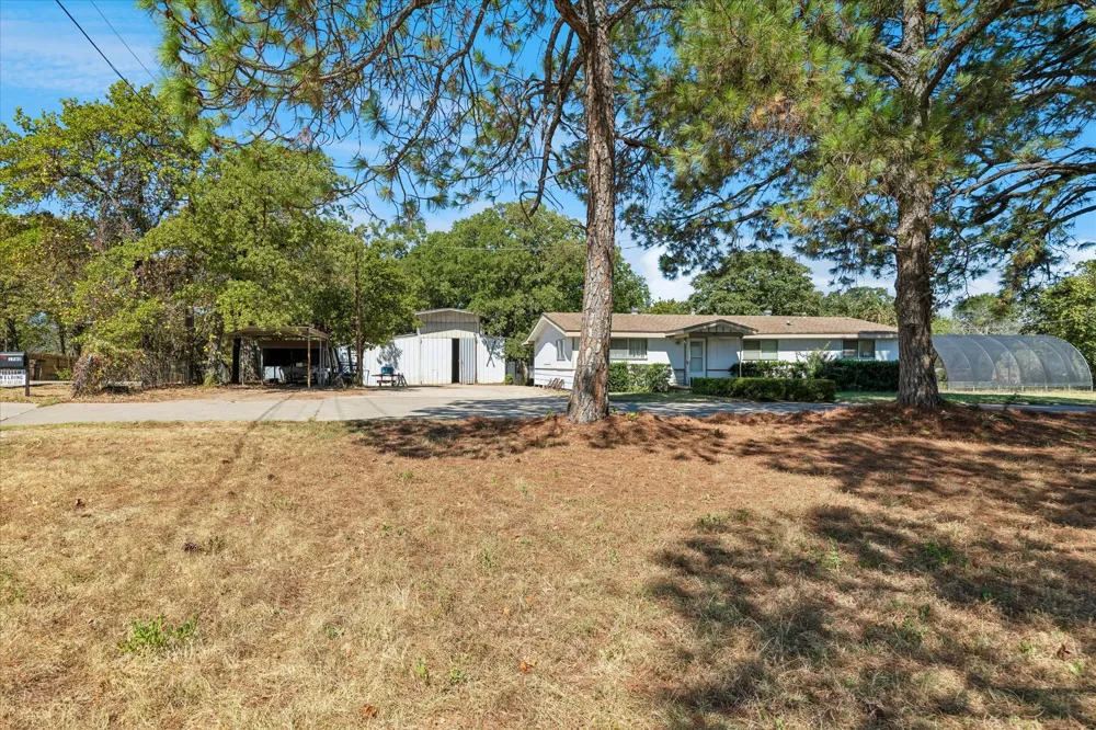 1760 Randol Mill Avenue Southlake, TX 76092
