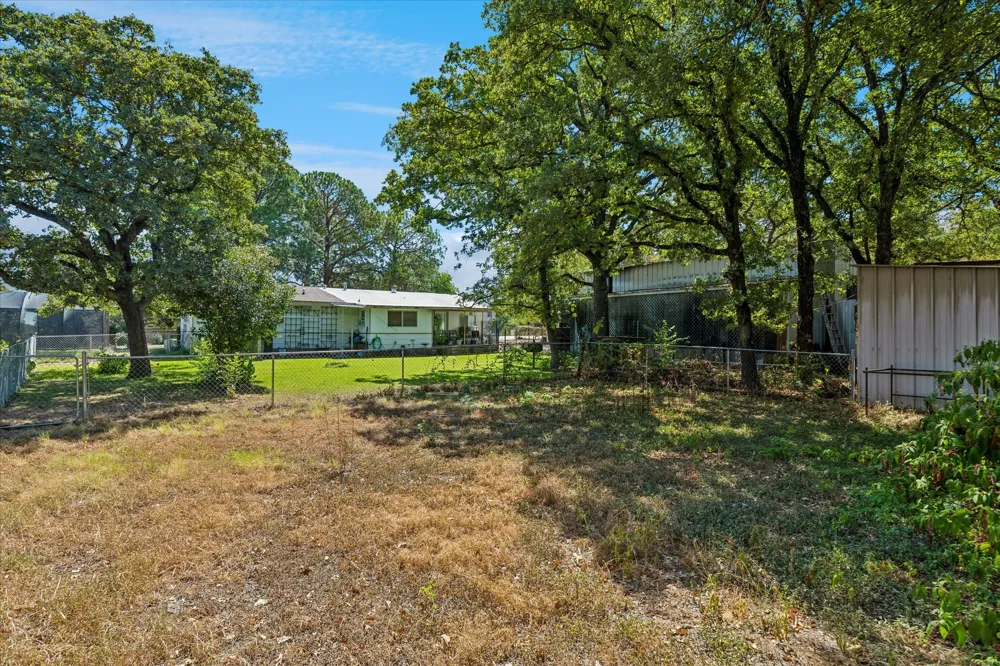 1760 Randol Mill Avenue Southlake, TX 76092