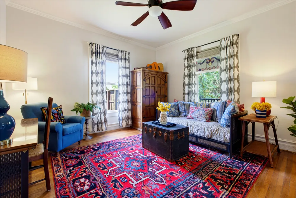 4738 Victor Street Dallas, TX 75246
