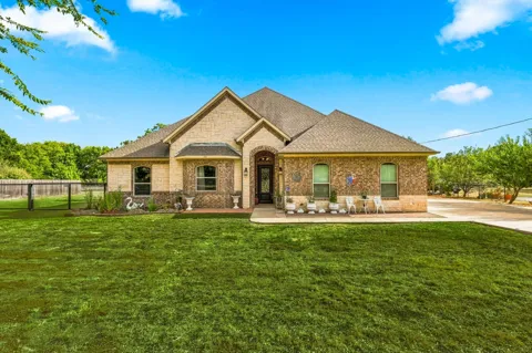 113 Silverwood Drive
