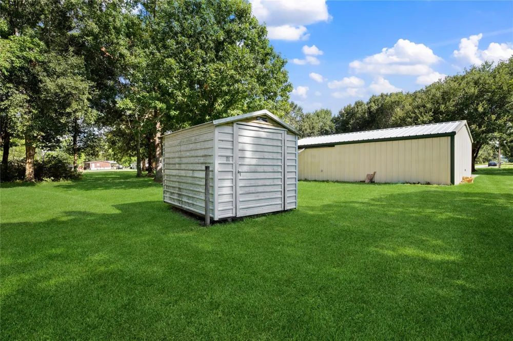 330 Brown Road Dayton, TX 77535
