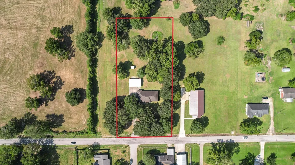 330 Brown Road Dayton, TX 77535