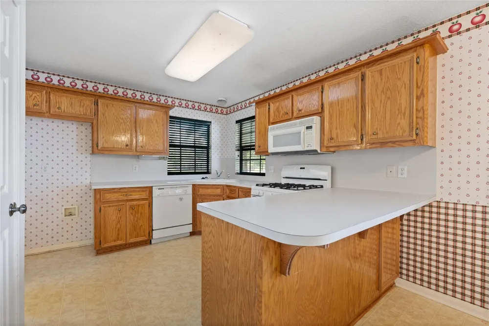 330 Brown Road Dayton, TX 77535