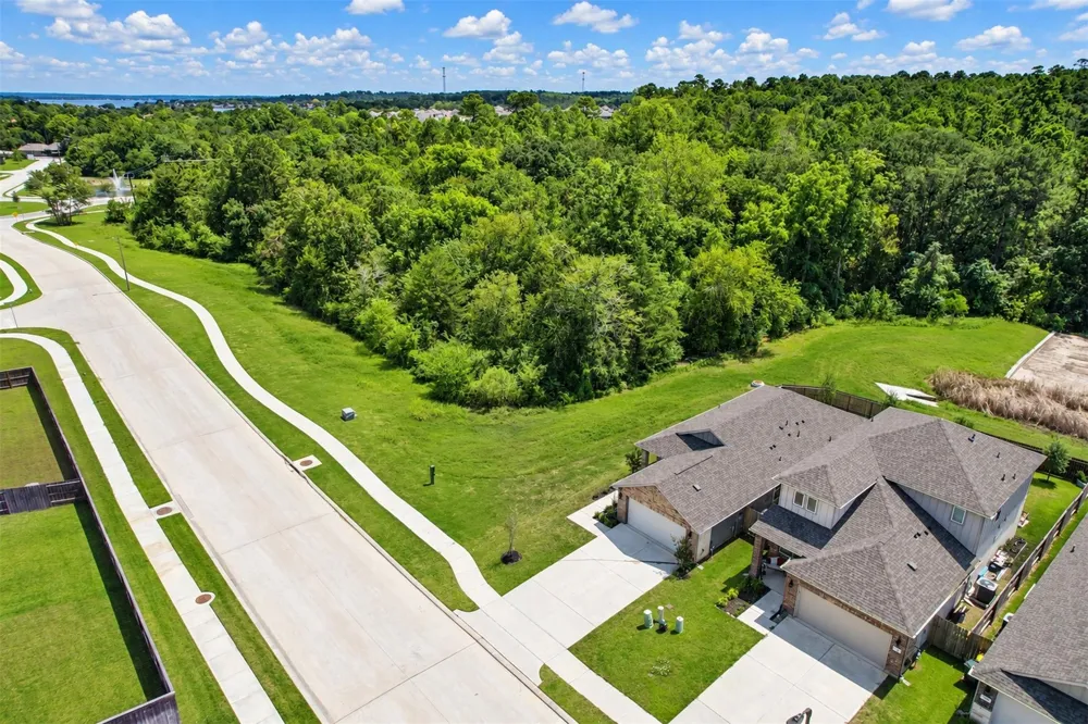 351 Sunrise Ranch Drive Conroe, TX 77316